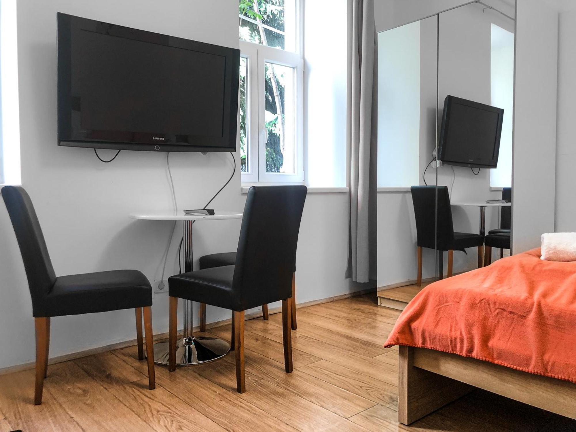 Lovely 2Br Shared Apartment, Enkplatz U3, 15Min To Center Vienna Exterior photo